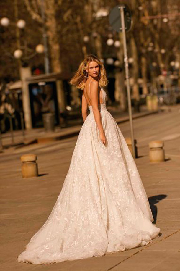 ilovebrides.pt Berta Milano Collection 2020 vestidos de noiva